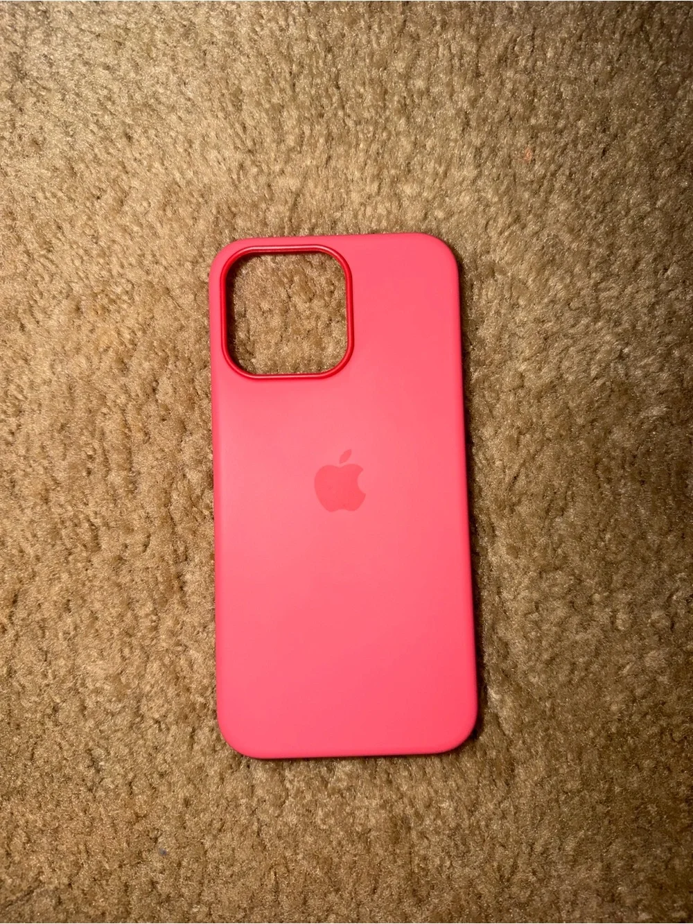 15 pro max Apple Pink Silicone iPhone Case, MagSafe compatible